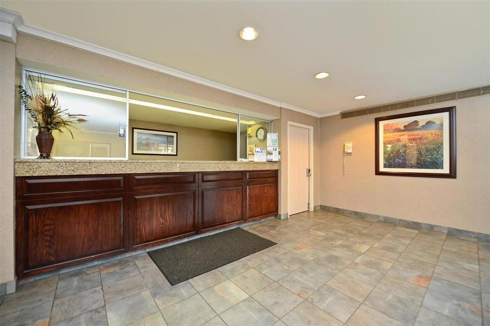 Americas Best Value Inn And Suites Overland Park Interiør billede