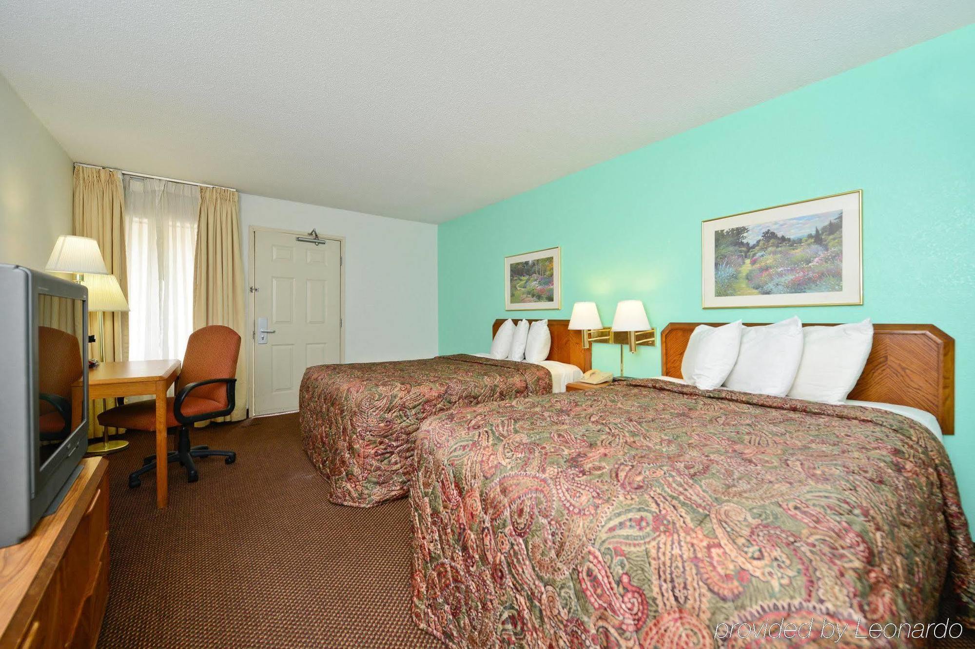 Americas Best Value Inn And Suites Overland Park Værelse billede